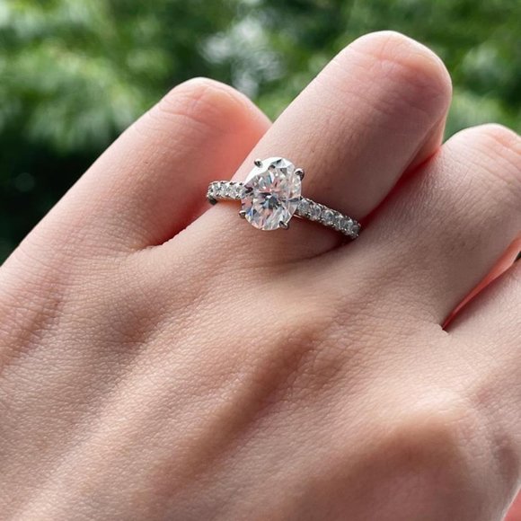 #Certified 2.48ct. t.w. Moissanite Diamond Oval Engagement Ring NEW - Picture 9 of 16